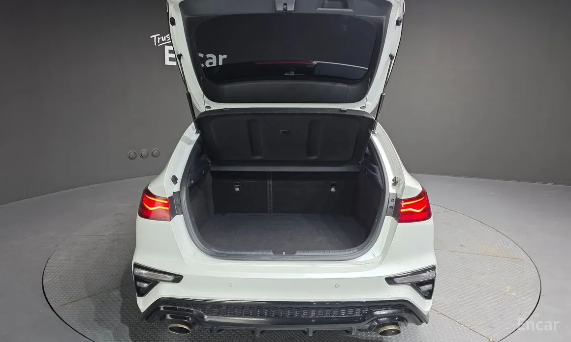 Фото 20 - Kia K3