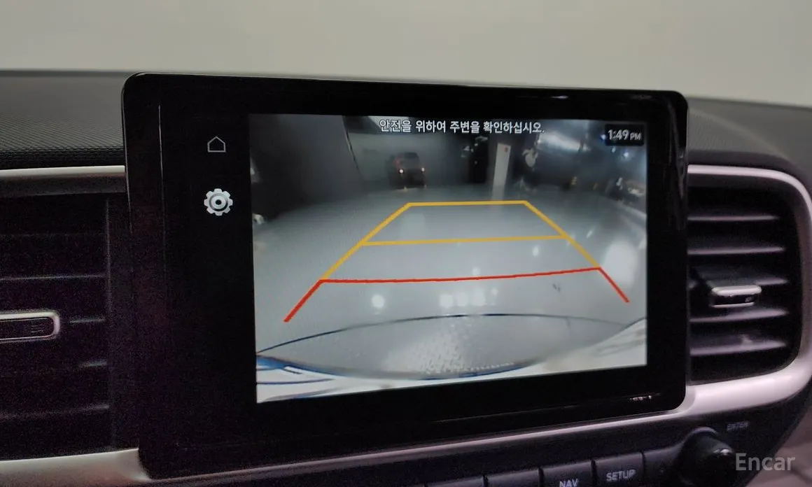 Фото 15 - Hyundai Venue