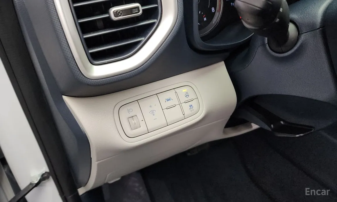 Фото 16 - Hyundai Venue