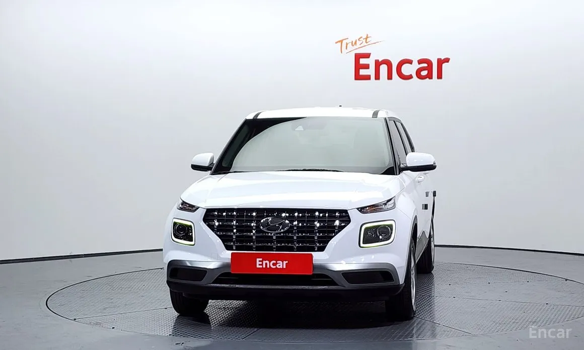 Фото 3 - Hyundai Venue