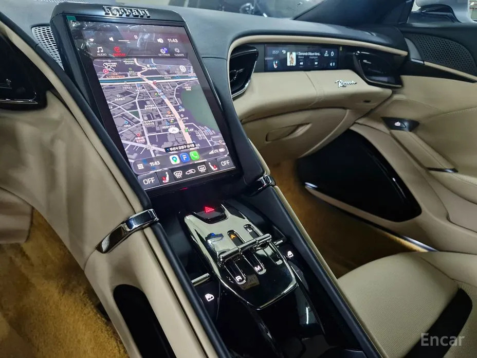 Фото 15 - Ferrari Roma