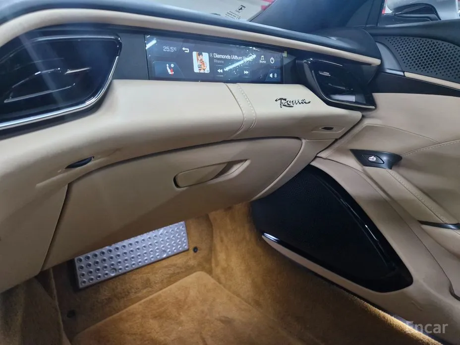 Фото 19 - Ferrari Roma