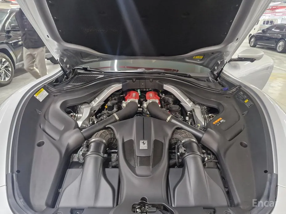 Фото 20 - Ferrari Roma