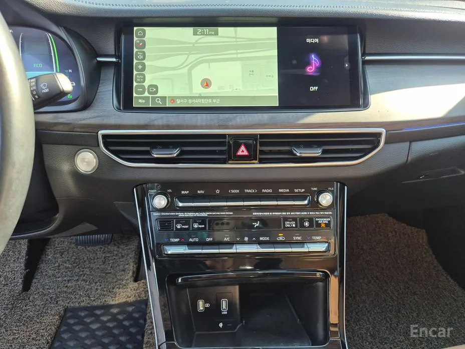 Фото 14 - Kia K7