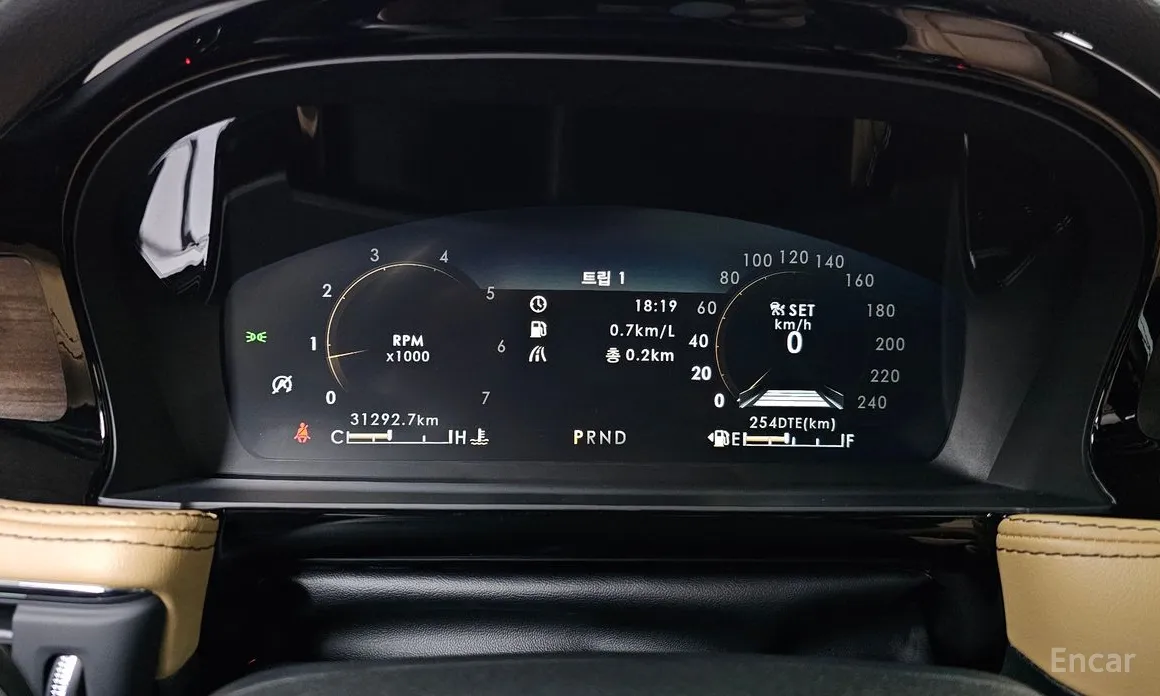 Фото 8 - Lincoln Corsair