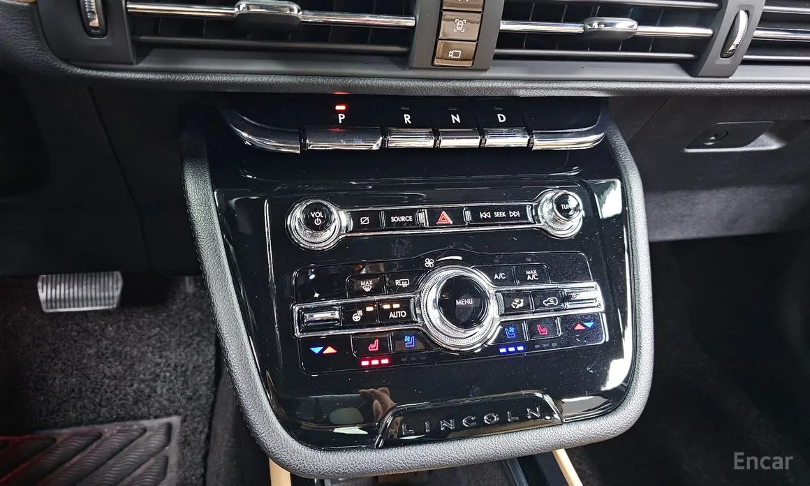 Фото 9 - Lincoln Corsair