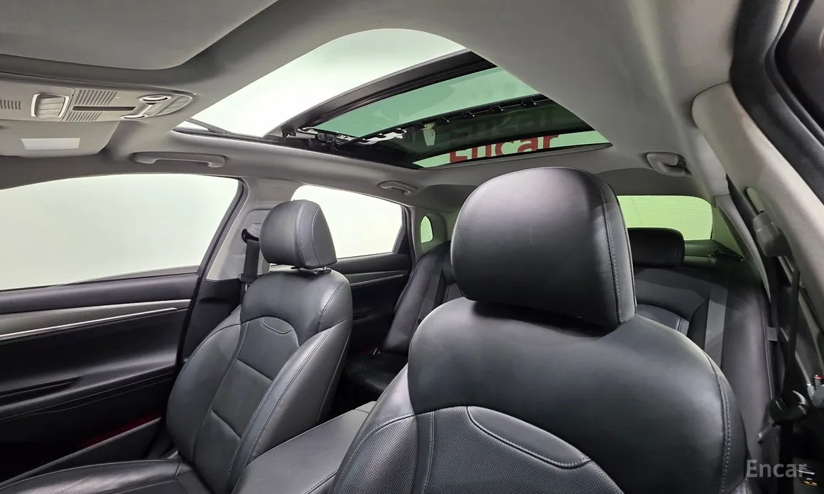 Фото 11 - Hyundai Grandeur