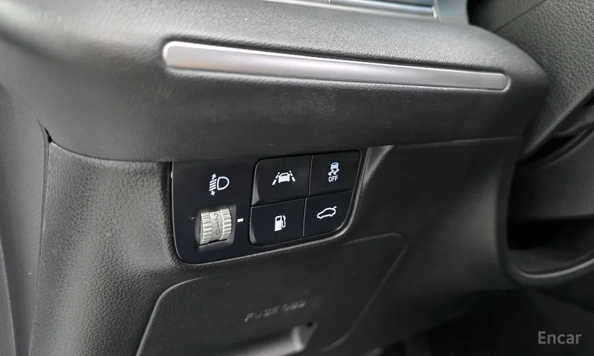 Фото 13 - Hyundai Grandeur