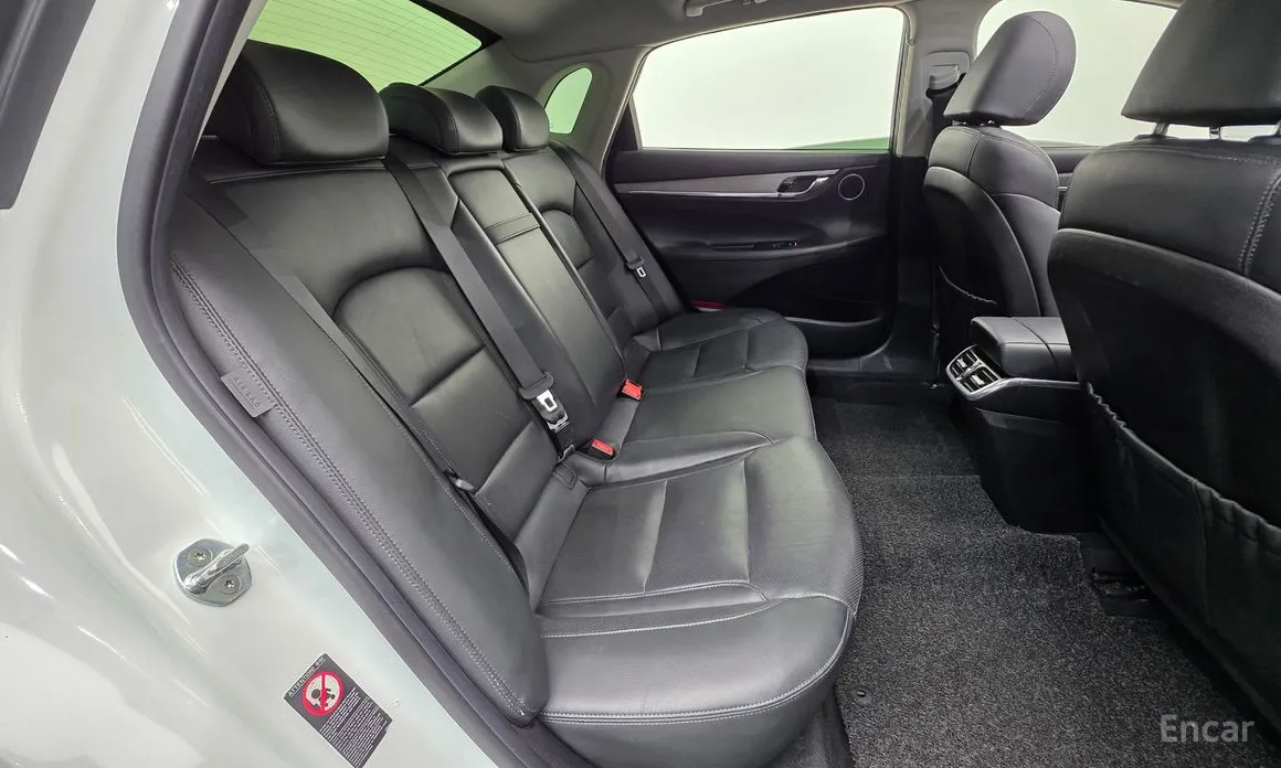 Фото 19 - Hyundai Grandeur