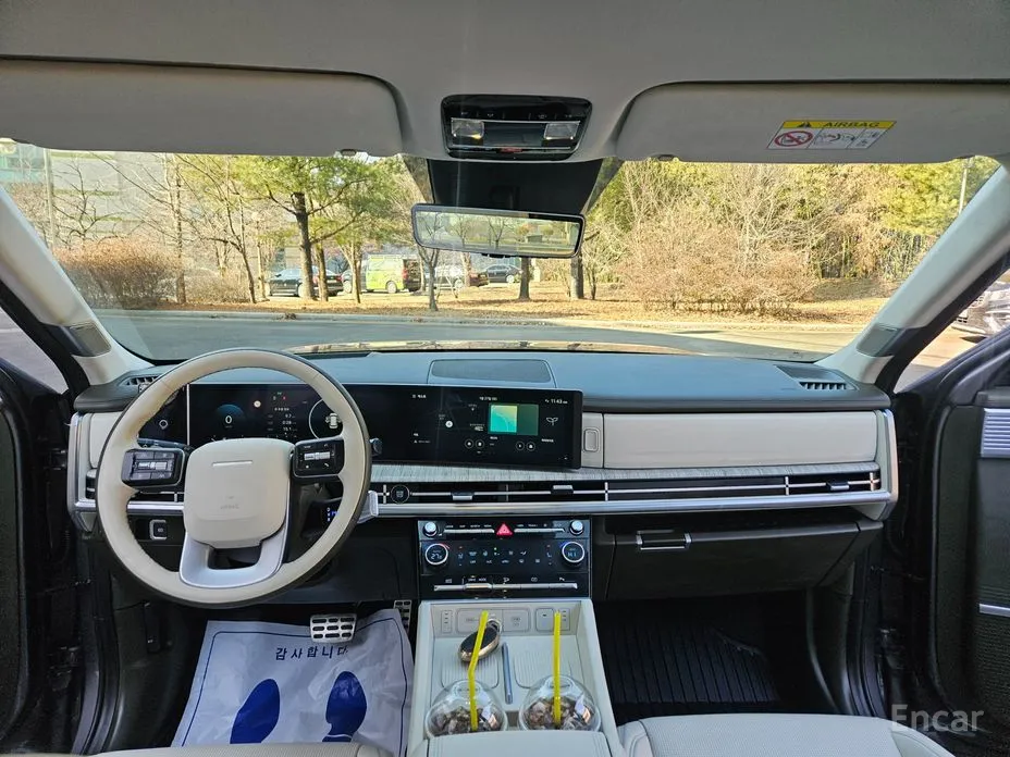 Фото 10 - Hyundai Santa Fe