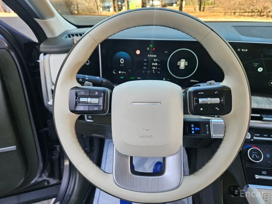 Фото 12 - Hyundai Santa Fe