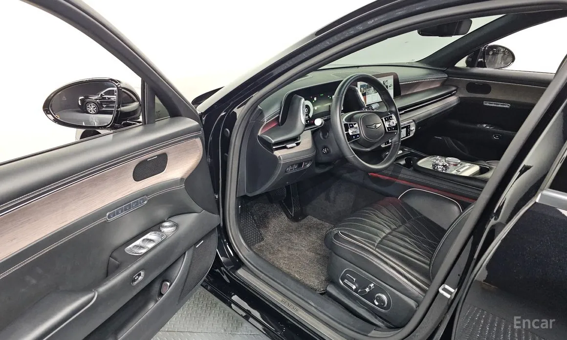 Фото 10 - Genesis G90