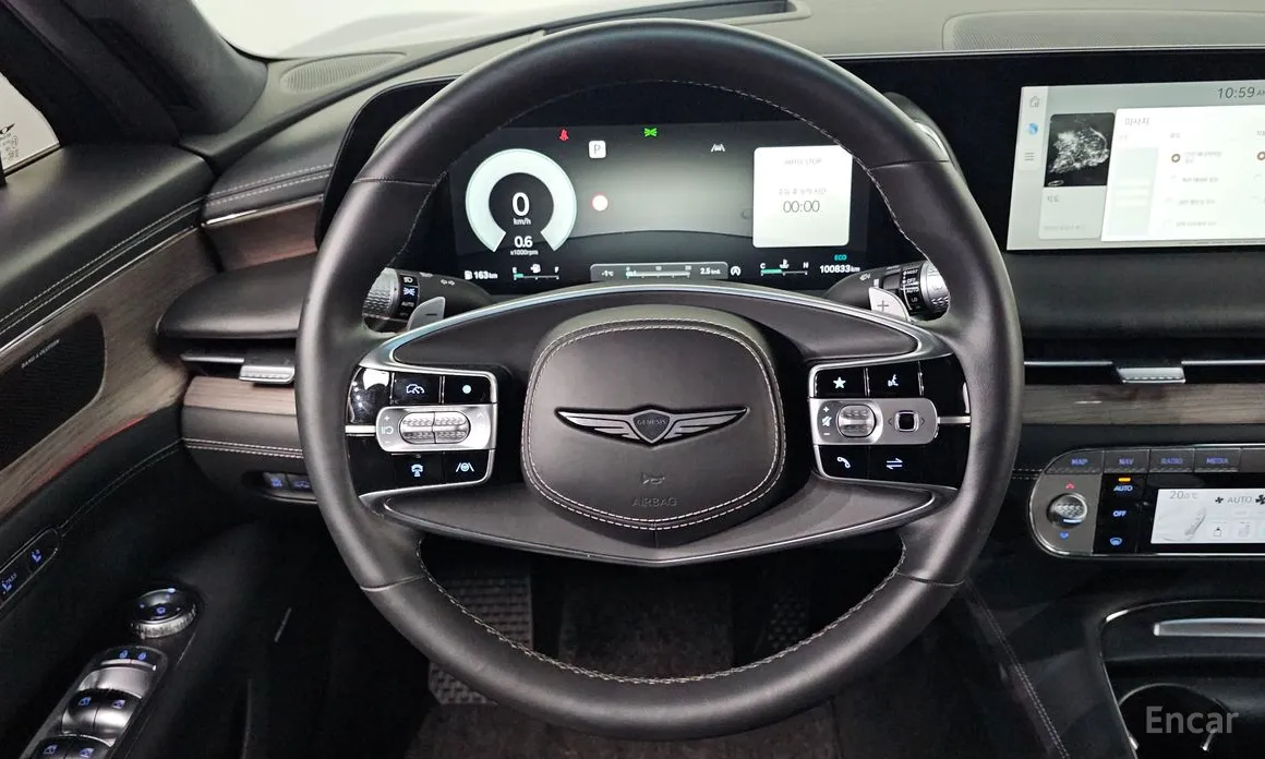 Фото 13 - Genesis G90