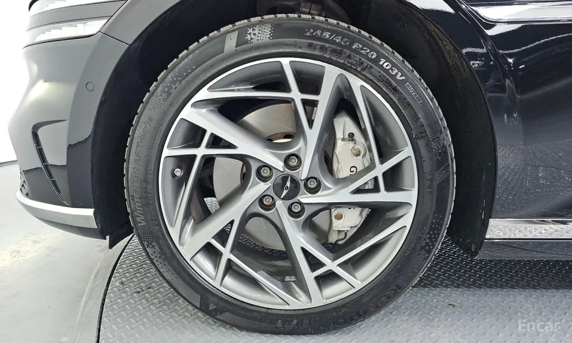 Фото 5 - Genesis G90