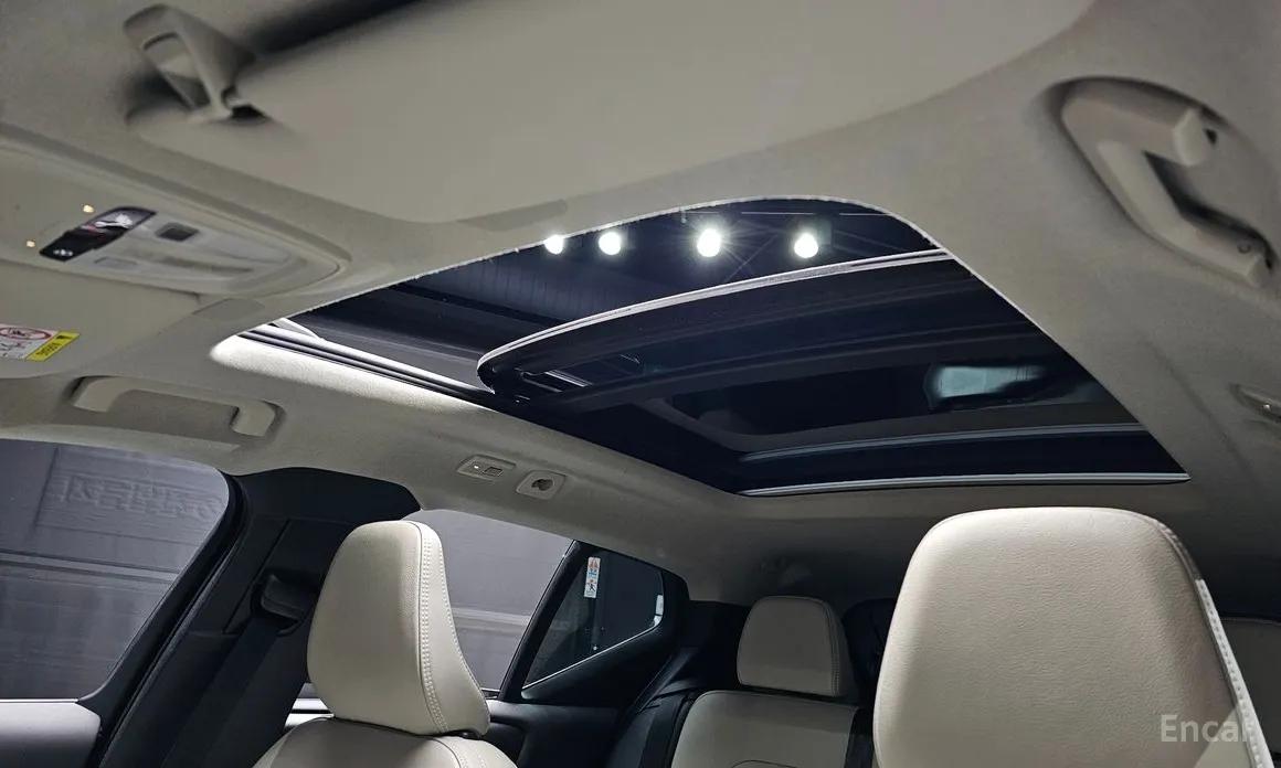 Фото 17 - Volvo XC40