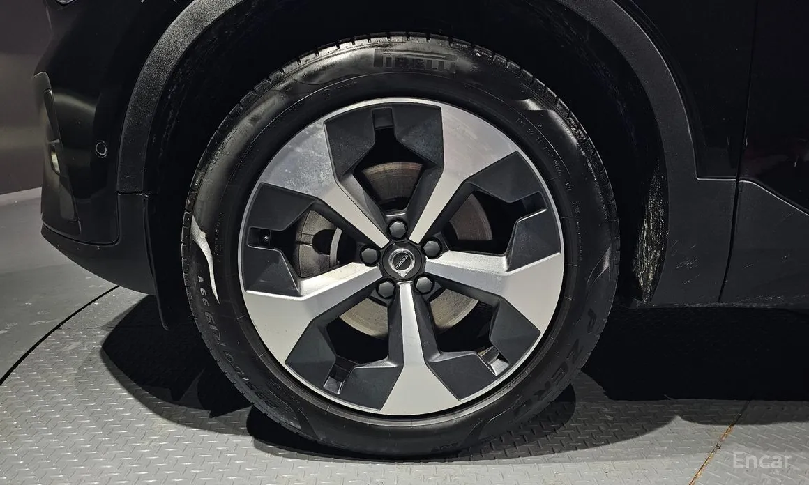 Фото 5 - Volvo XC40