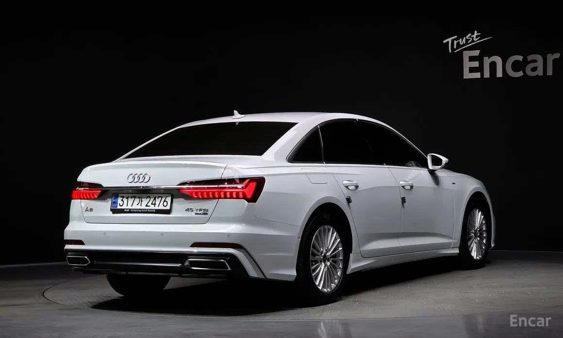 Фото 2 - Audi A6