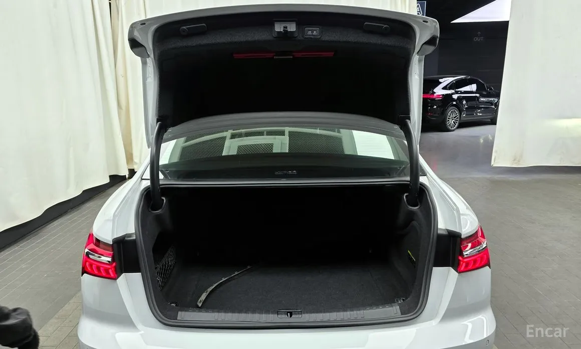 Фото 20 - Audi A6