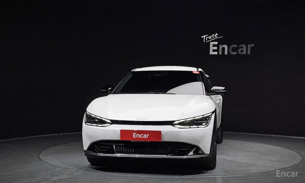 Фото 3 - Kia EV6