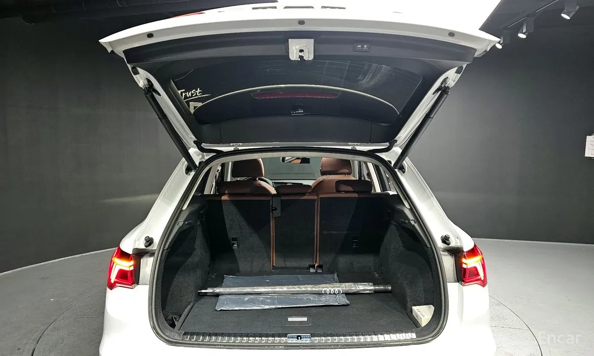 Фото 20 - Audi Q3