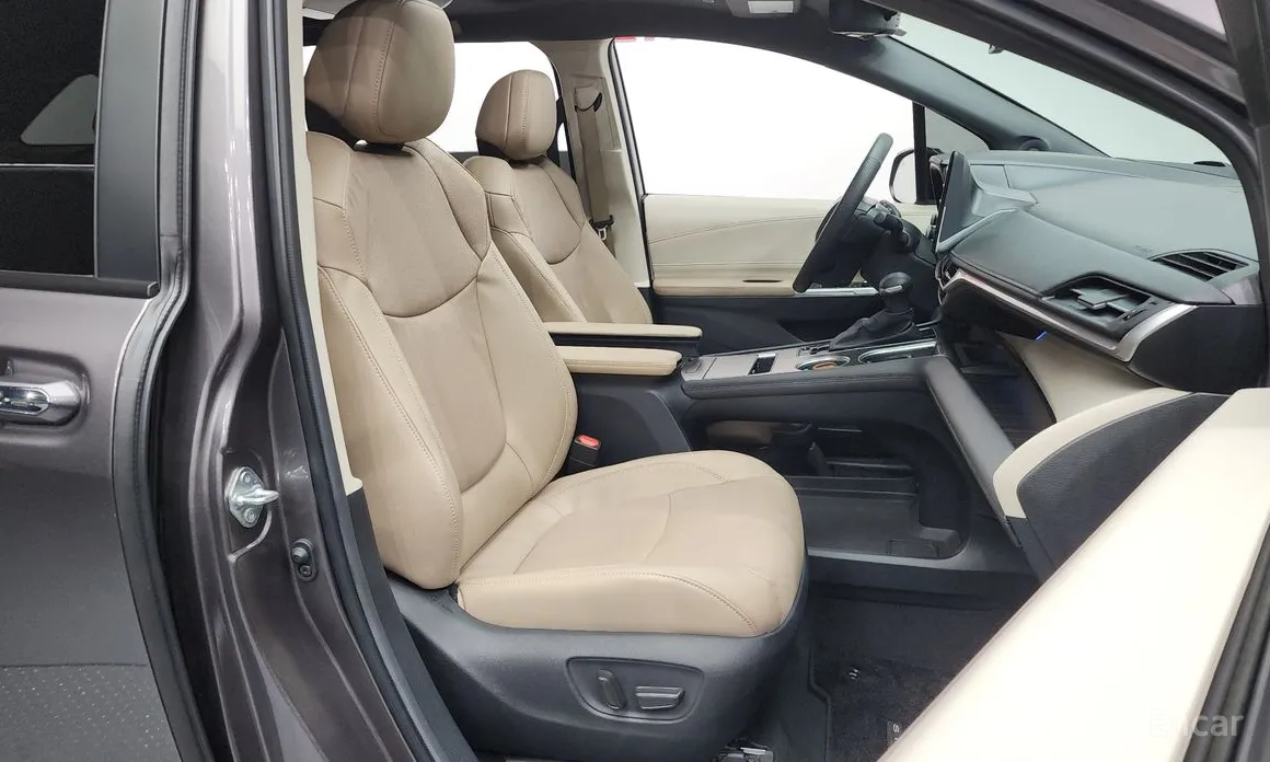 Фото 11 - Toyota Sienna