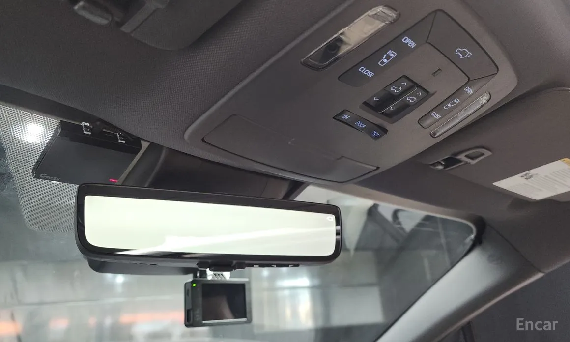 Фото 19 - Toyota Sienna