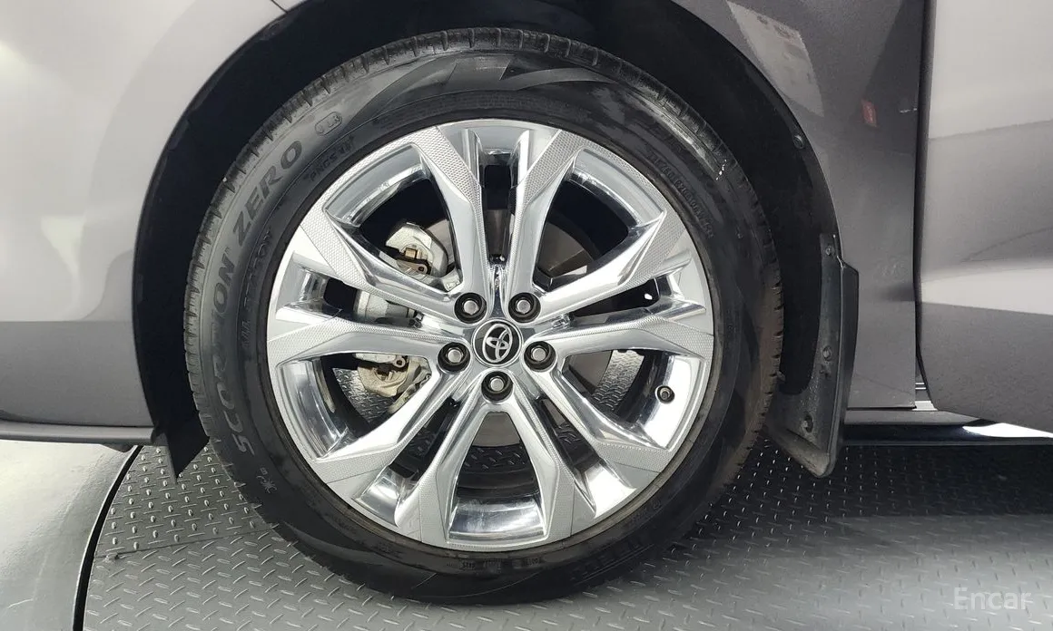 Фото 5 - Toyota Sienna