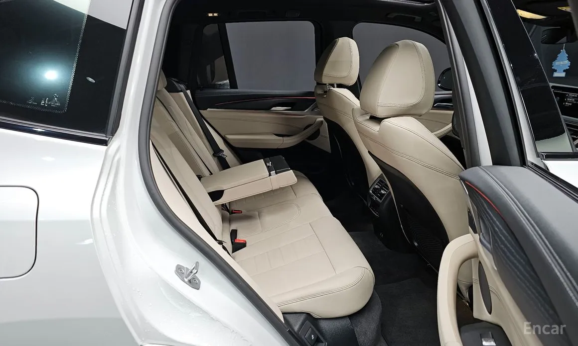 Фото 12 - BMW iX3