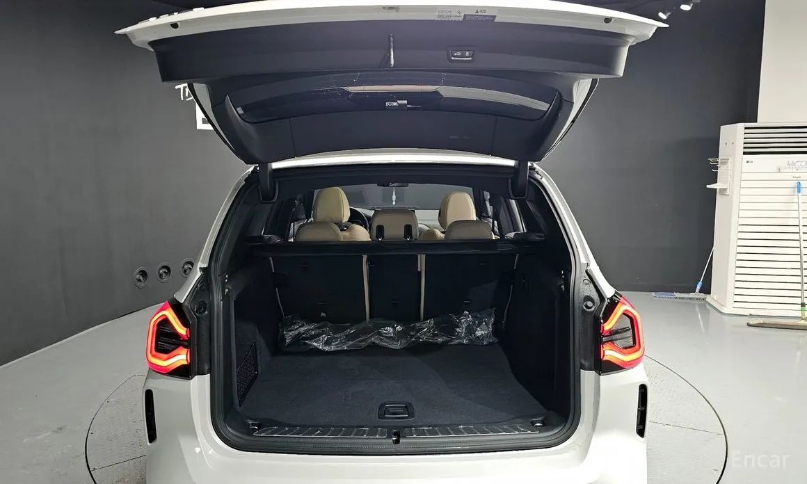 Фото 20 - BMW iX3