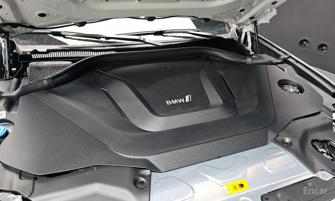 Фото 6 - BMW iX3