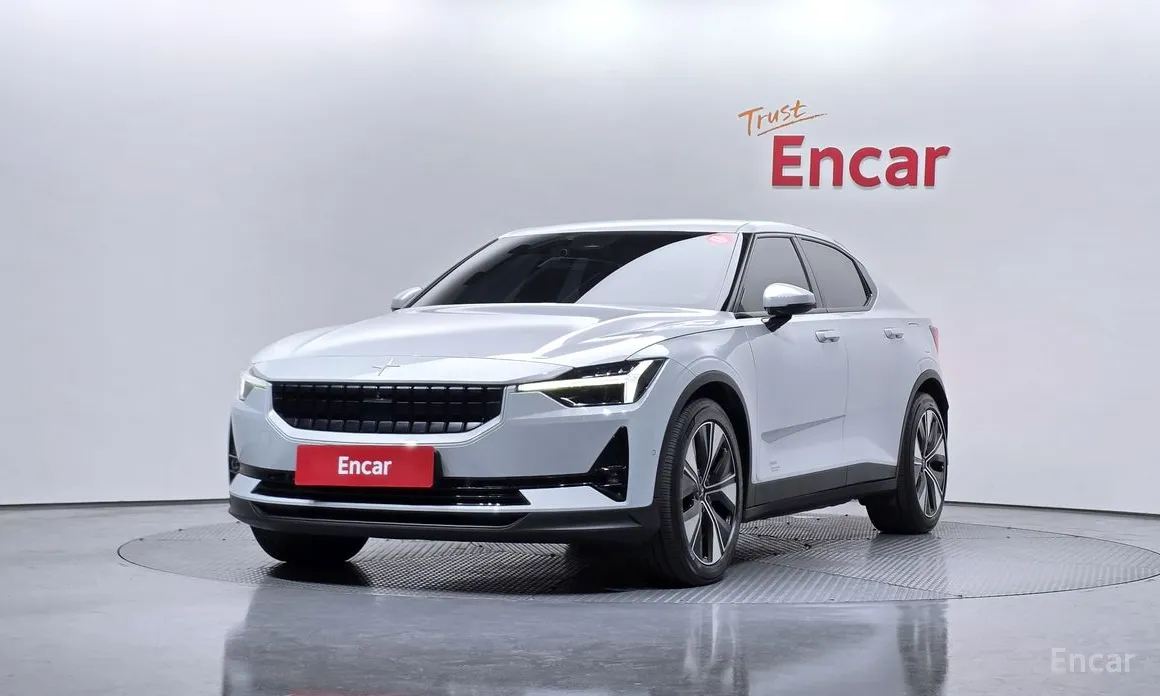 Фото 1 - Polestar 2