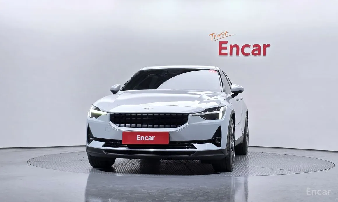 Фото 3 - Polestar 2