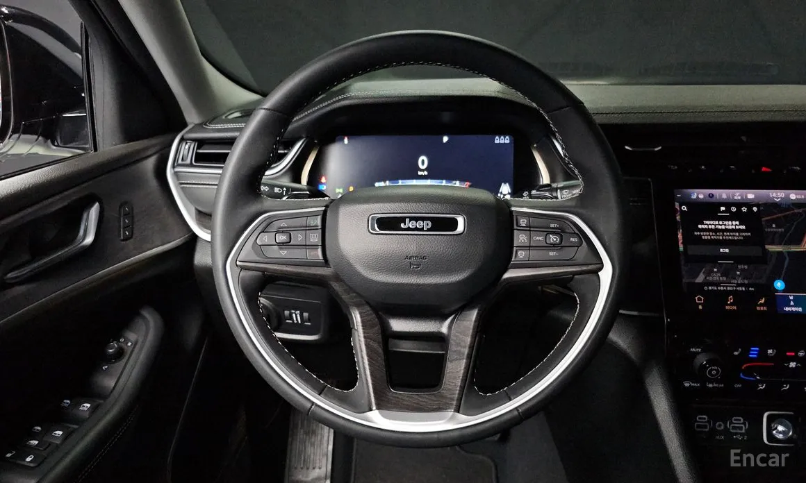 Фото 13 - Jeep Cherokee