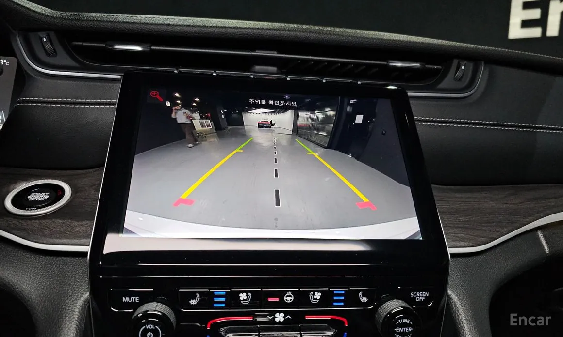 Фото 16 - Jeep Cherokee