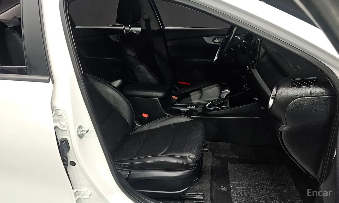 Фото 10 - Kia K3