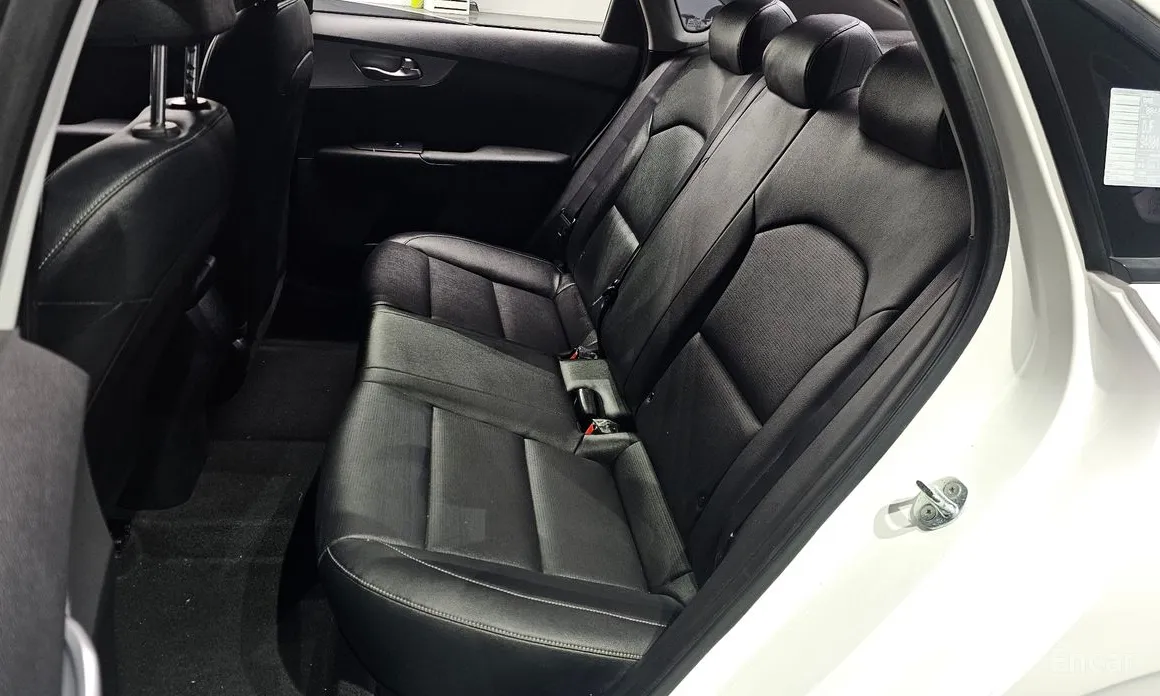 Фото 12 - Kia K3