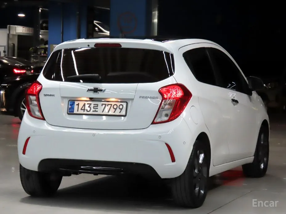 Фото 4 - Chevrolet Spark