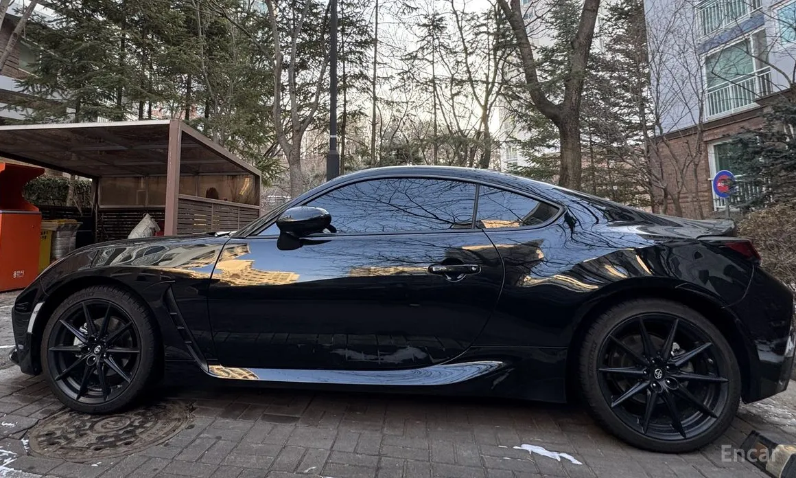 Фото 1 - Toyota 86