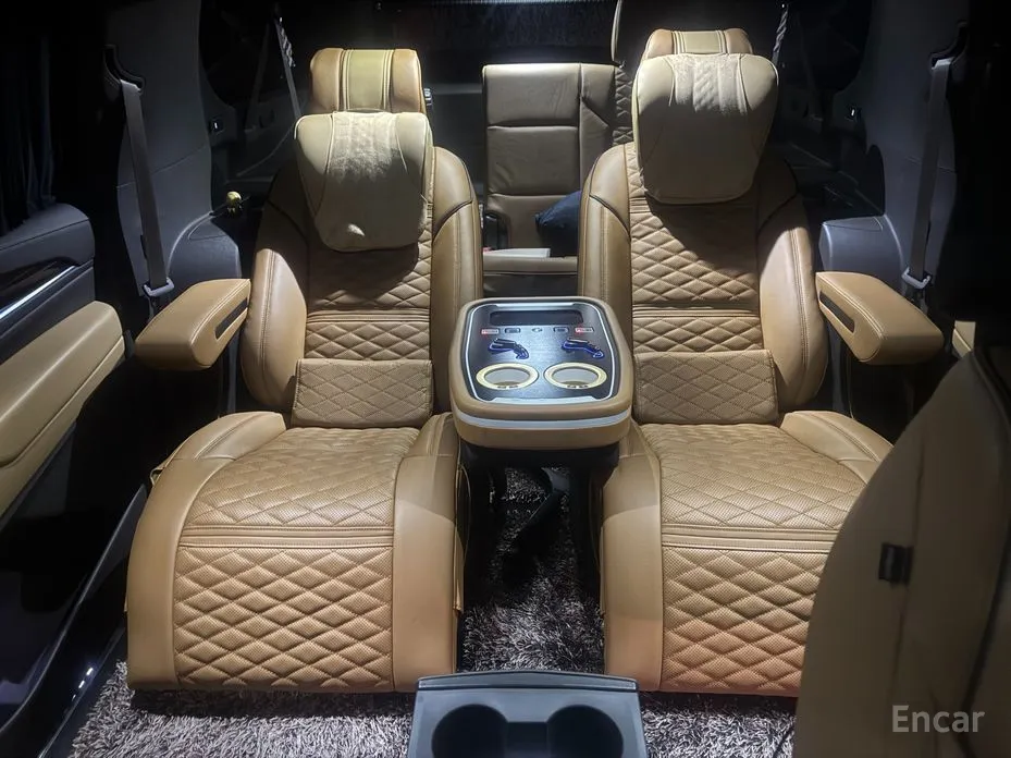 Фото 10 - Cadillac Escalade