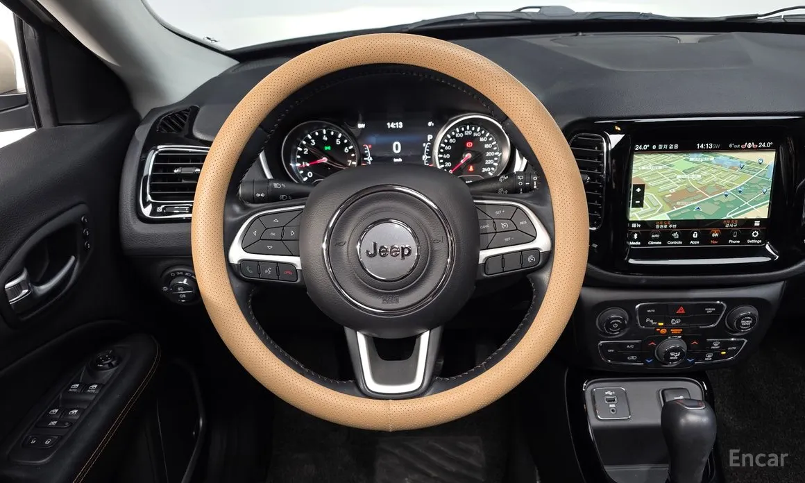 Фото 13 - Jeep Compass