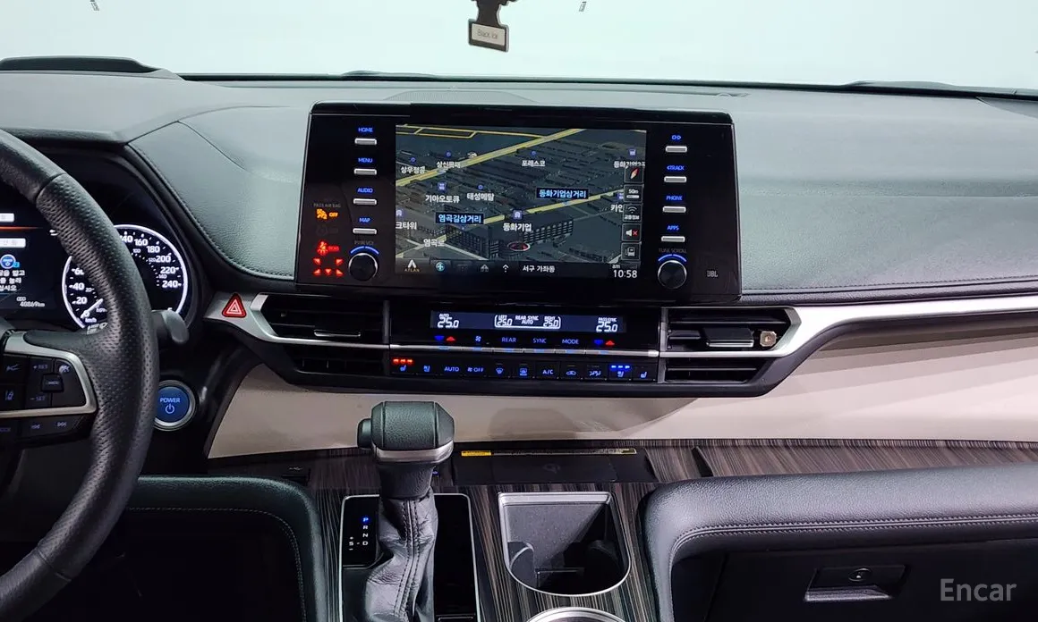 Фото 14 - Toyota Sienna