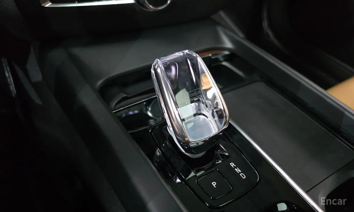 Фото 9 - Volvo V60