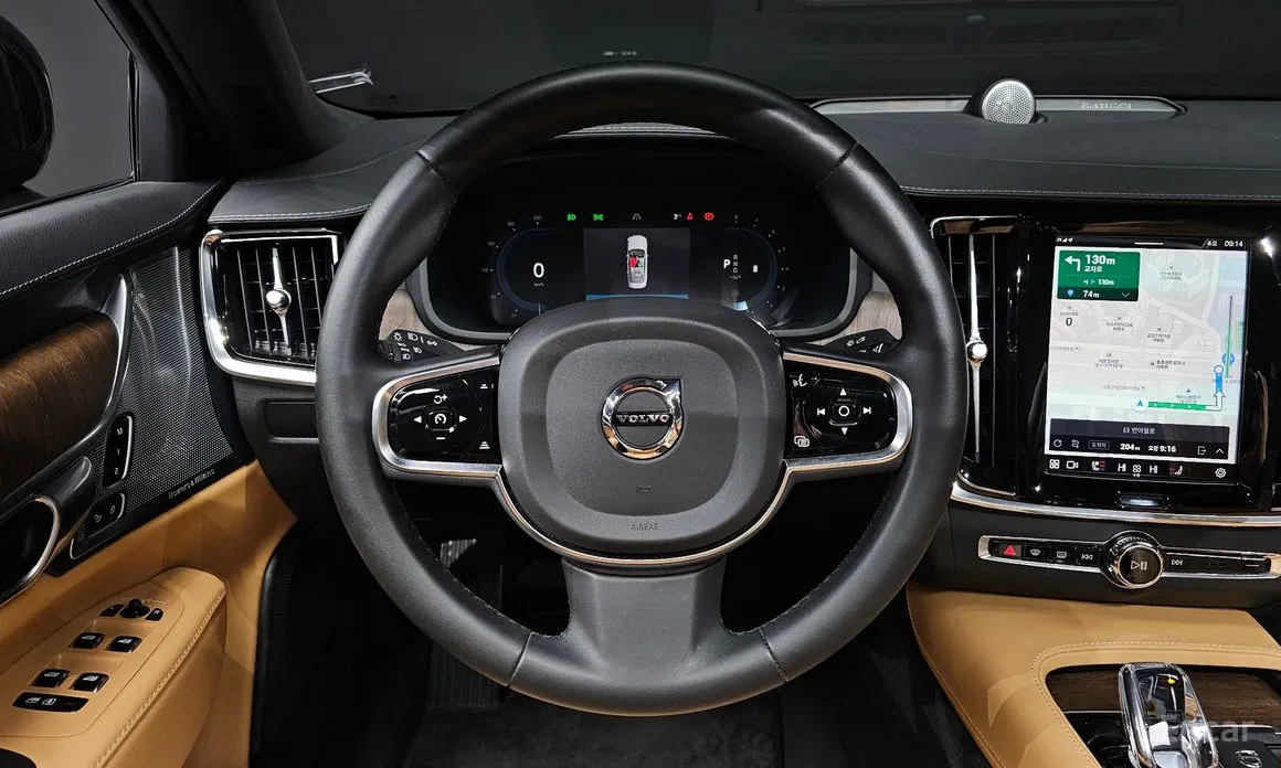 Фото 13 - Volvo S90