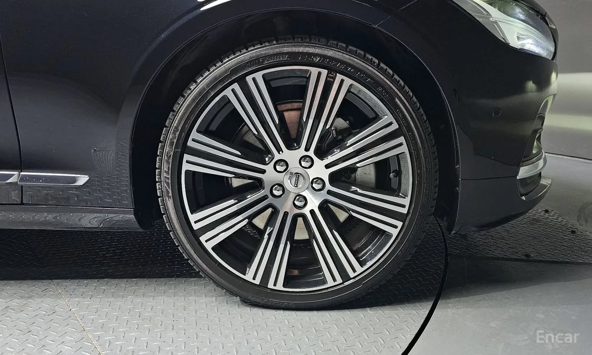 Фото 5 - Volvo S90