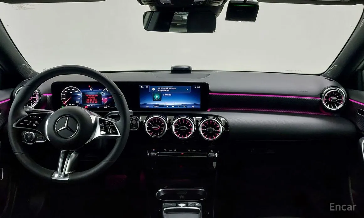 Фото 7 - Mercedes-Benz A-Class