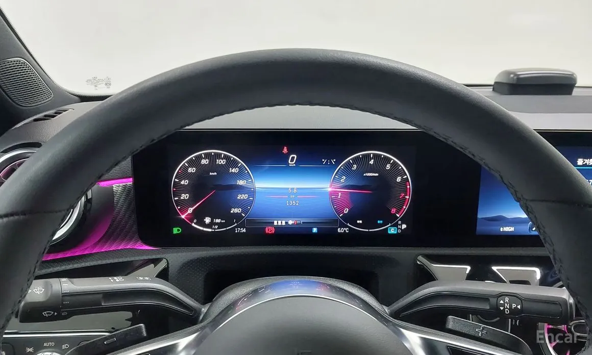 Фото 8 - Mercedes-Benz A-Class