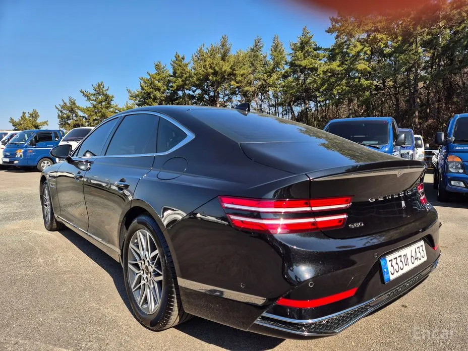 Фото 7 - Genesis G80