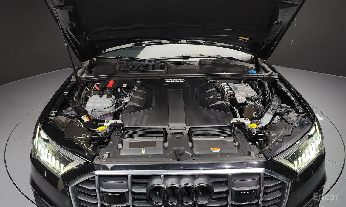 Фото 6 - Audi Q7