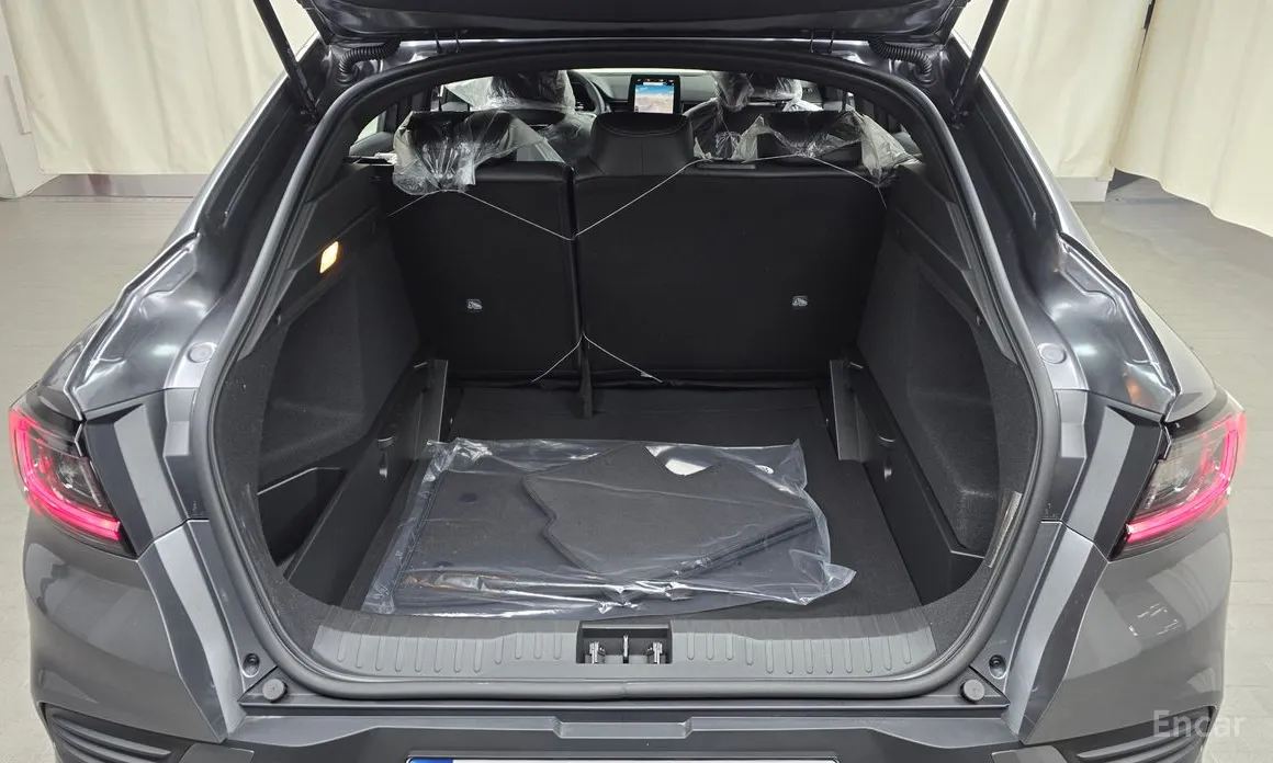 Фото 20 - Renault Arkana