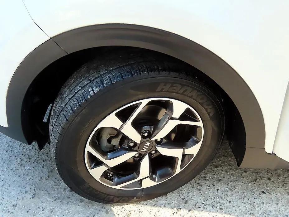 Фото 19 - Kia Sportage